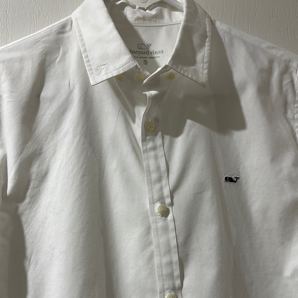 Vineyard Vines White Button-Down Shirt - Picture 8 of 8